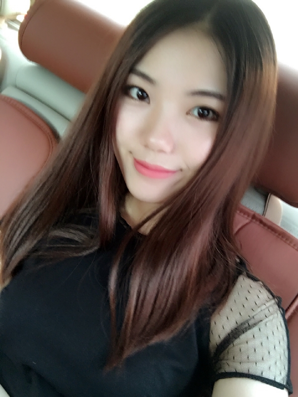 盛开的花朵的第二张照片--扬州相亲服务中心