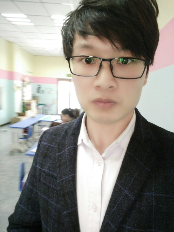 峰的呢喃的第一张照片--扬州相亲服务中心