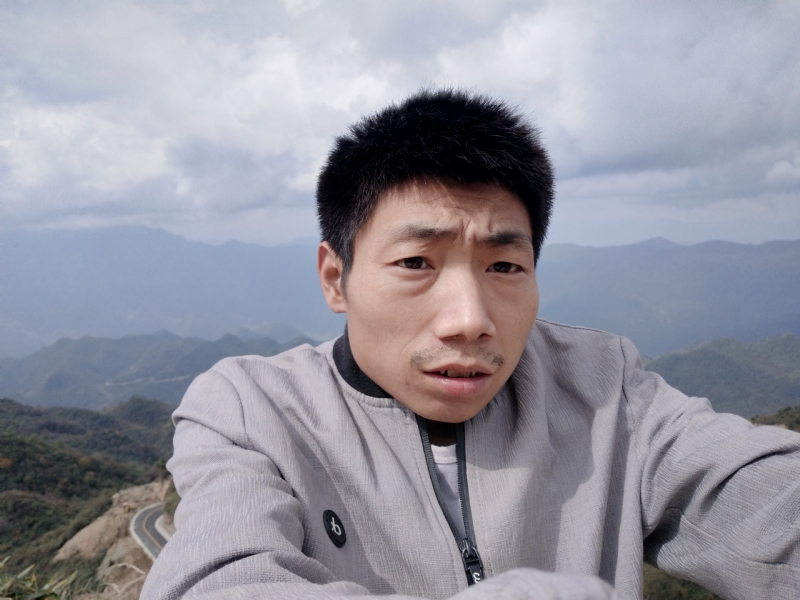 向后半生奋斗的第一张照片--扬州相亲服务中心