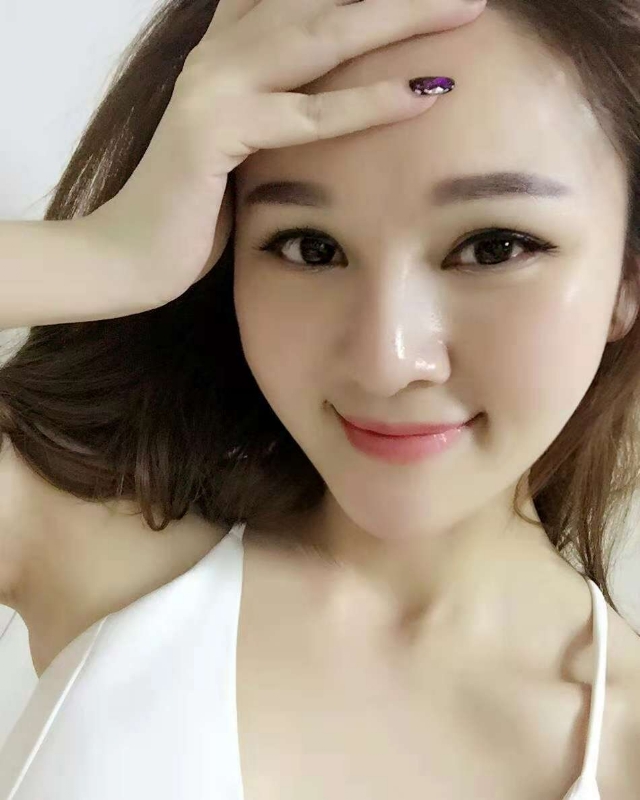 欣颖的第一张照片--扬州相亲服务中心