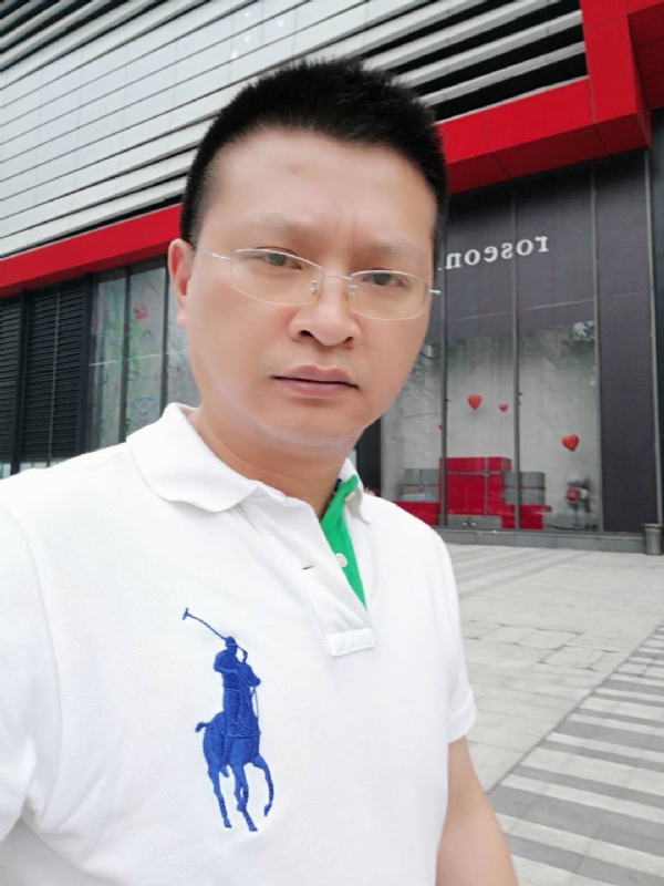 硬汉的第一张照片--扬州相亲服务中心