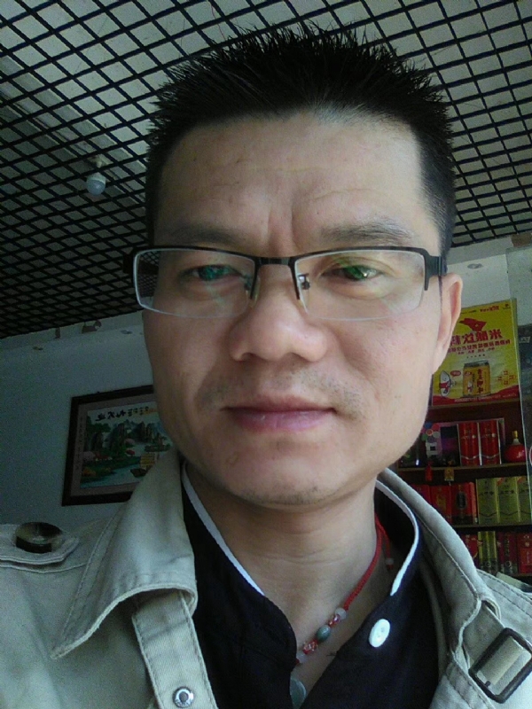 飘逸的第一张照片--扬州相亲服务中心
