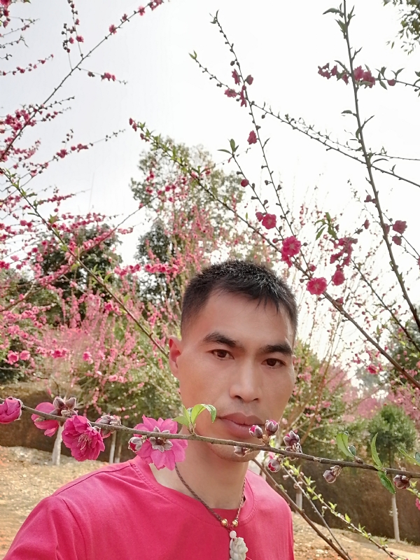 惜緣的第一张照片--扬州相亲服务中心