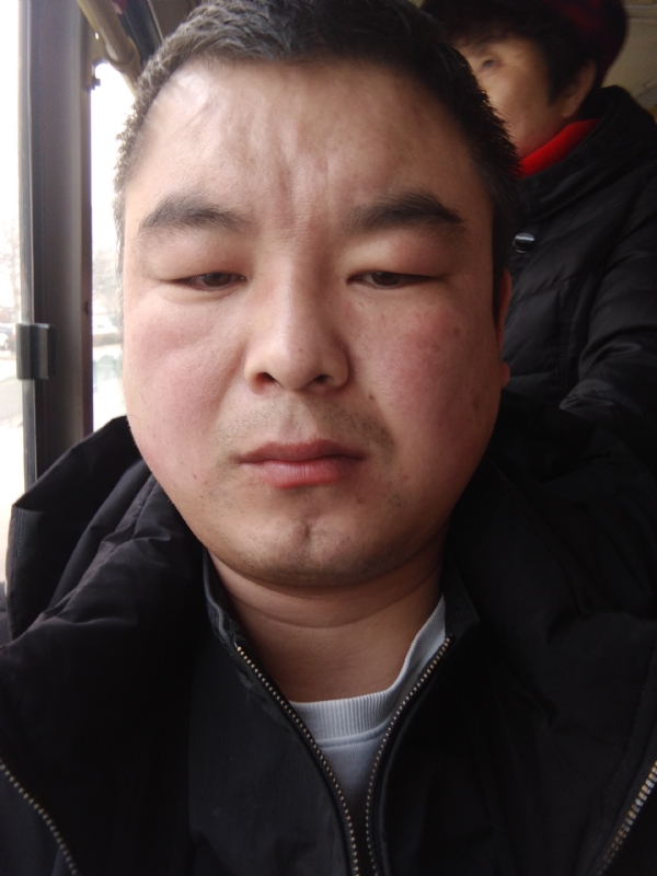 张延义的第一张照片--扬州相亲服务中心