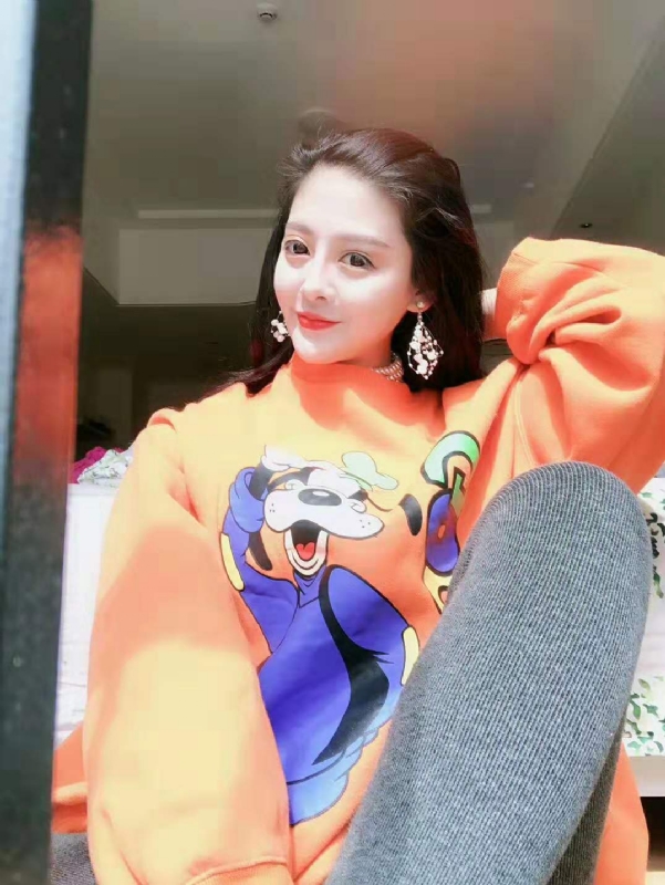 李梦瑶的第一张照片--扬州相亲服务中心