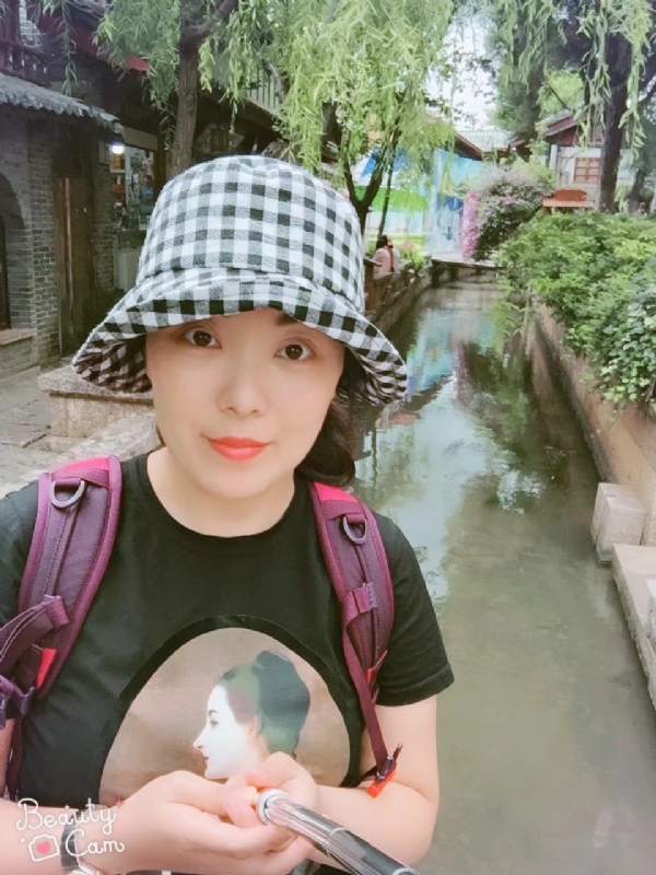 乐妞的第三张照片--扬州相亲服务中心
