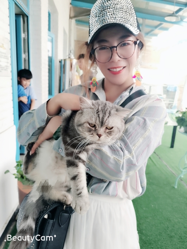 小黑猫的第一张照片--扬州相亲服务中心