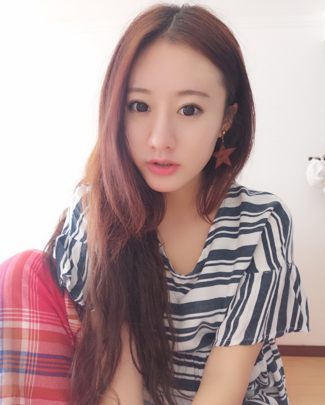 没有故事的女同学的第二张照片--扬州相亲服务中心