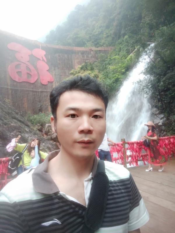 珊珊您是珊无无无妻的第一张照片--扬州相亲服务中心