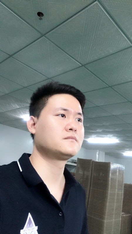 伟的第一张照片--扬州相亲服务中心
