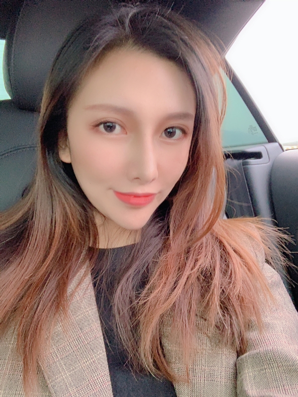 李岚Lancy的第一张照片--扬州相亲服务中心
