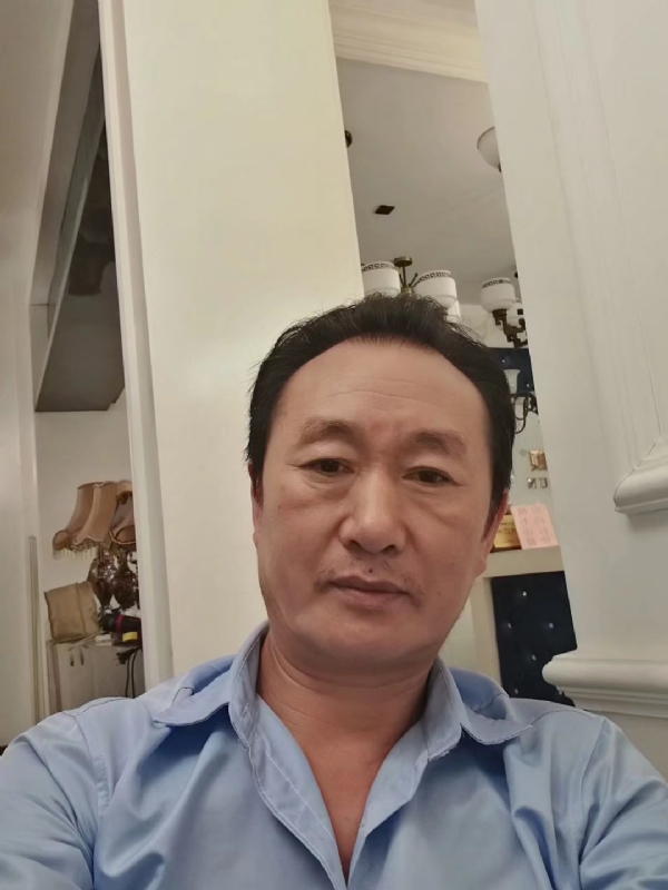青松的第一张照片--扬州相亲服务中心
