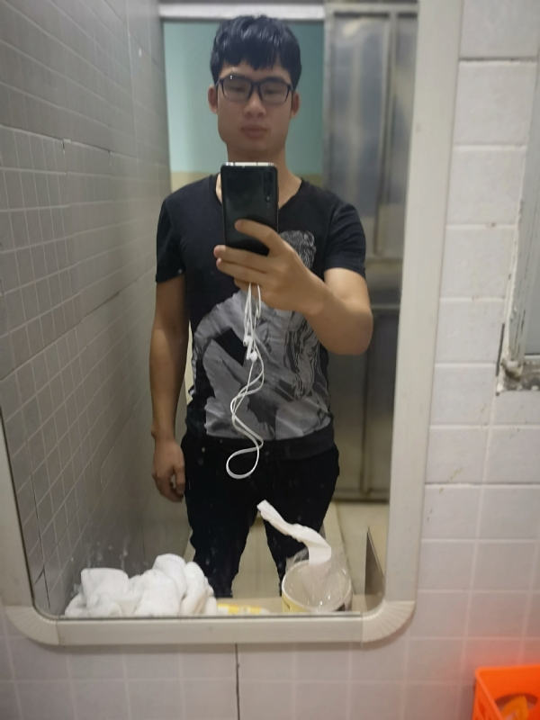 右手的执着的第一张照片--扬州相亲服务中心