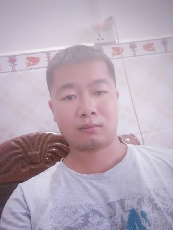 心雨的第一张照片--扬州相亲服务中心