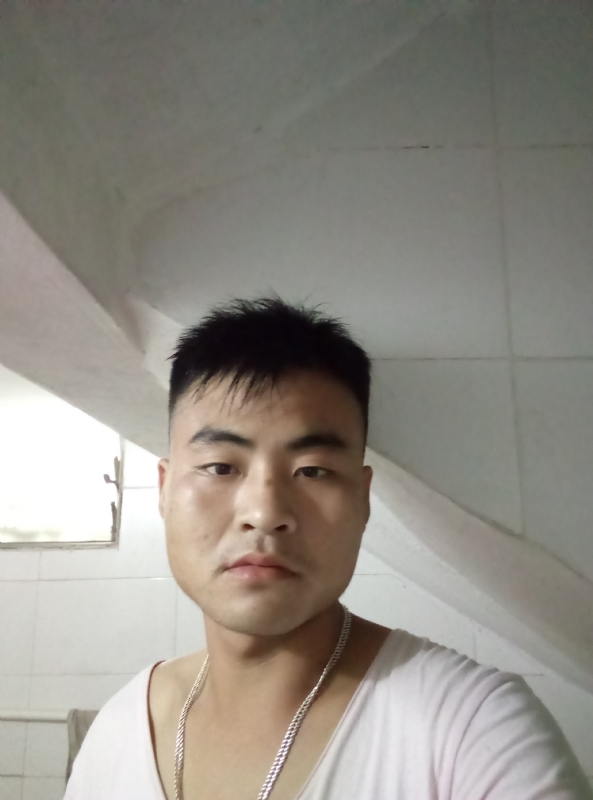 落叶知秋的第一张照片--扬州相亲服务中心