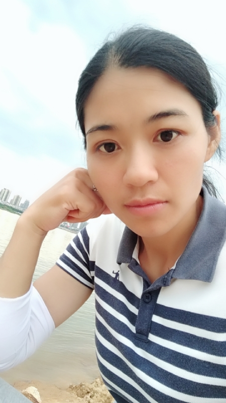梅子的第一张照片--扬州相亲服务中心