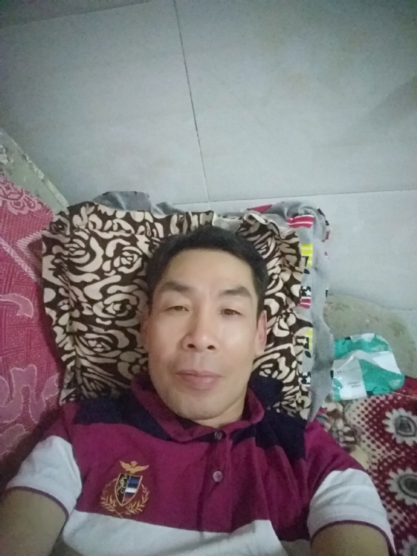 随缘的第一张照片--扬州相亲服务中心