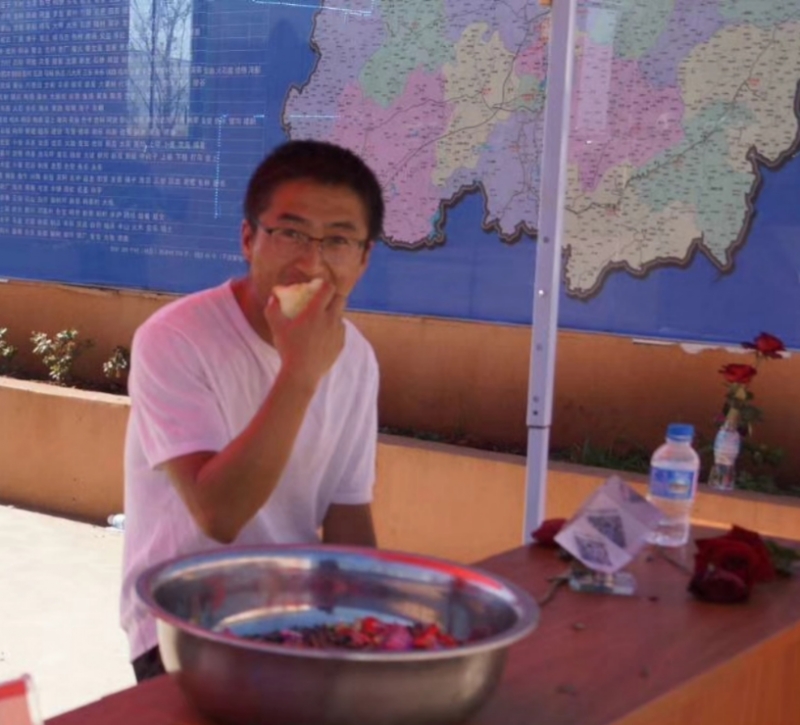 寻水的第一张照片--扬州相亲服务中心