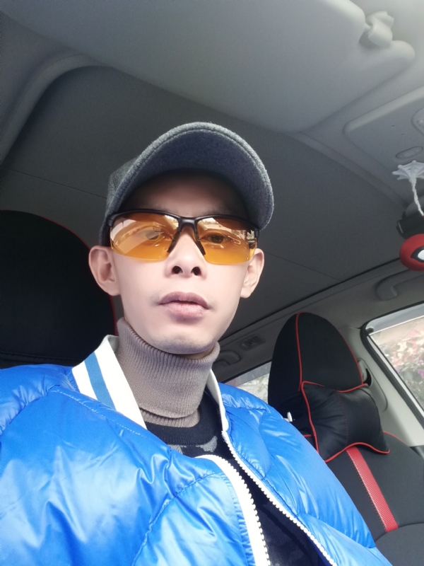 愿得一人心的第一张照片--扬州相亲服务中心