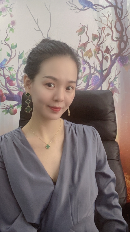 潇潇的第一张照片--扬州相亲服务中心