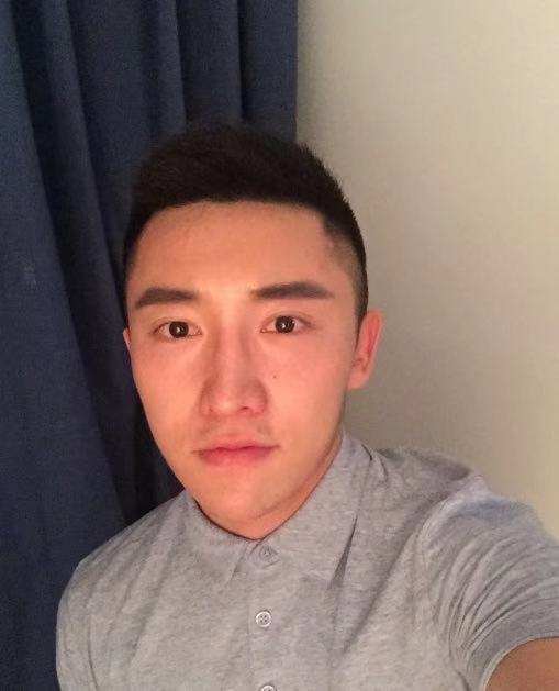 灰太狼的第一张照片--扬州相亲服务中心