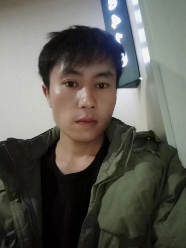 槑头槑脑的第一张照片--扬州相亲服务中心