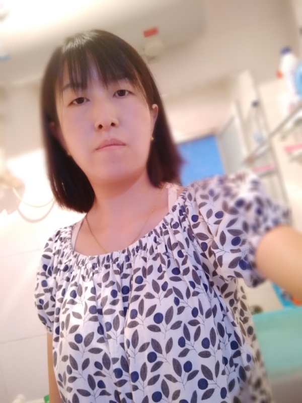 芬儿的第一张照片--扬州相亲服务中心