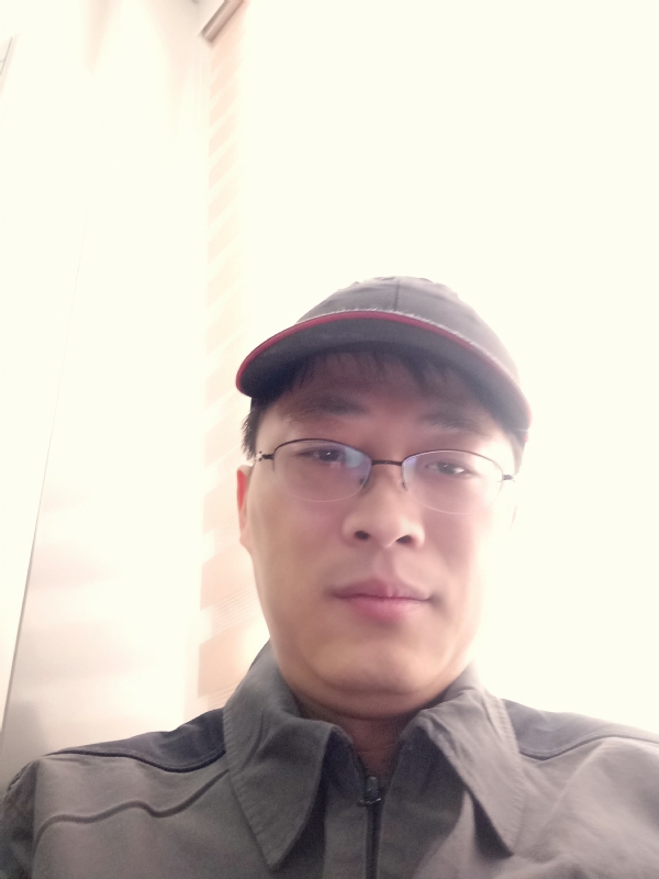 小马哥的第一张照片--扬州相亲服务中心
