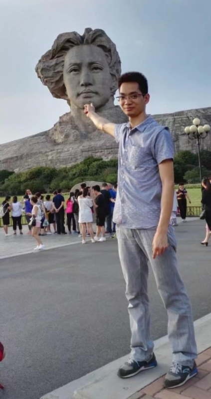 惠辉的牛的第一张照片--扬州相亲服务中心