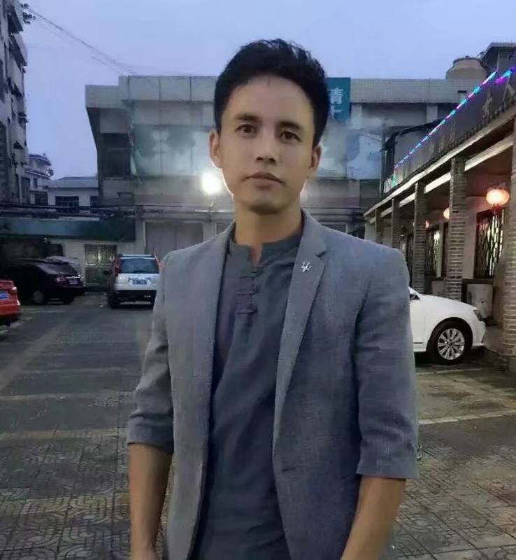 华谢的第一张照片--扬州相亲服务中心