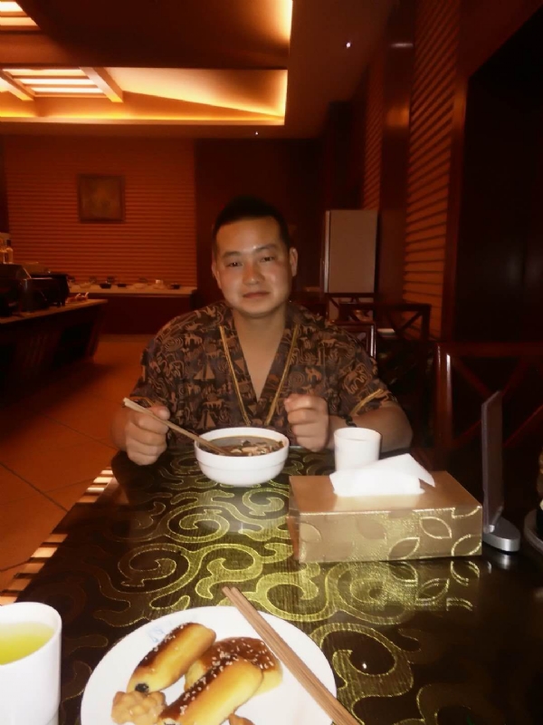 会飞的鱼的第一张照片--扬州相亲服务中心