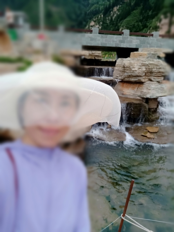 沥秋的第一张照片--扬州相亲服务中心