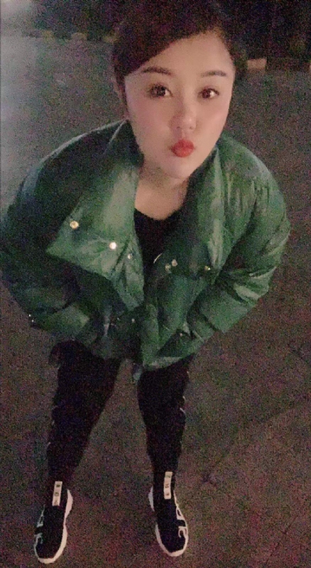杨乔依的第一张照片--扬州相亲服务中心