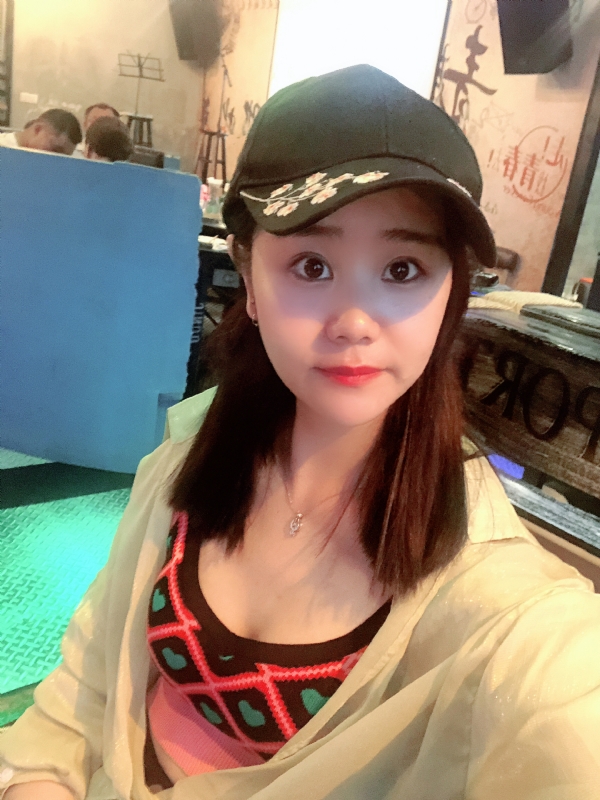 沐秋的第一张照片--扬州相亲服务中心