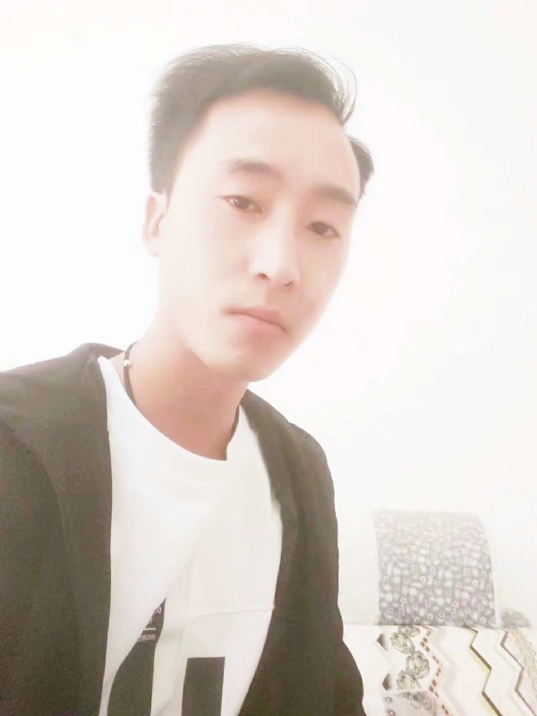 萧艺的第一张照片--扬州相亲服务中心