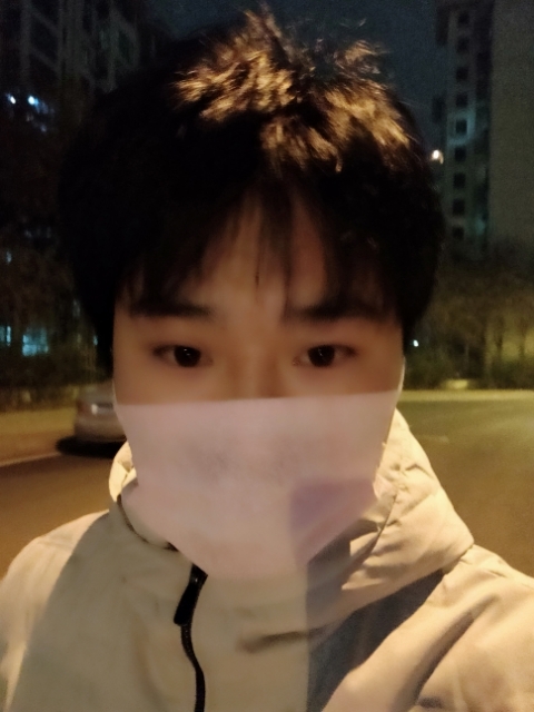 偏丶执的第一张照片--扬州相亲服务中心
