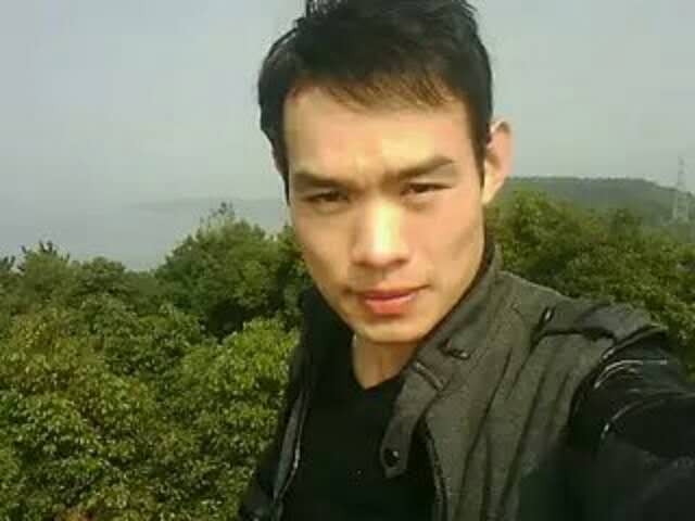 明镜的第一张照片--扬州相亲服务中心