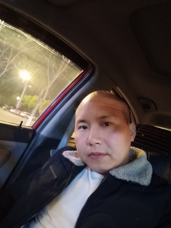 平平淡淡的第一张照片--扬州相亲服务中心