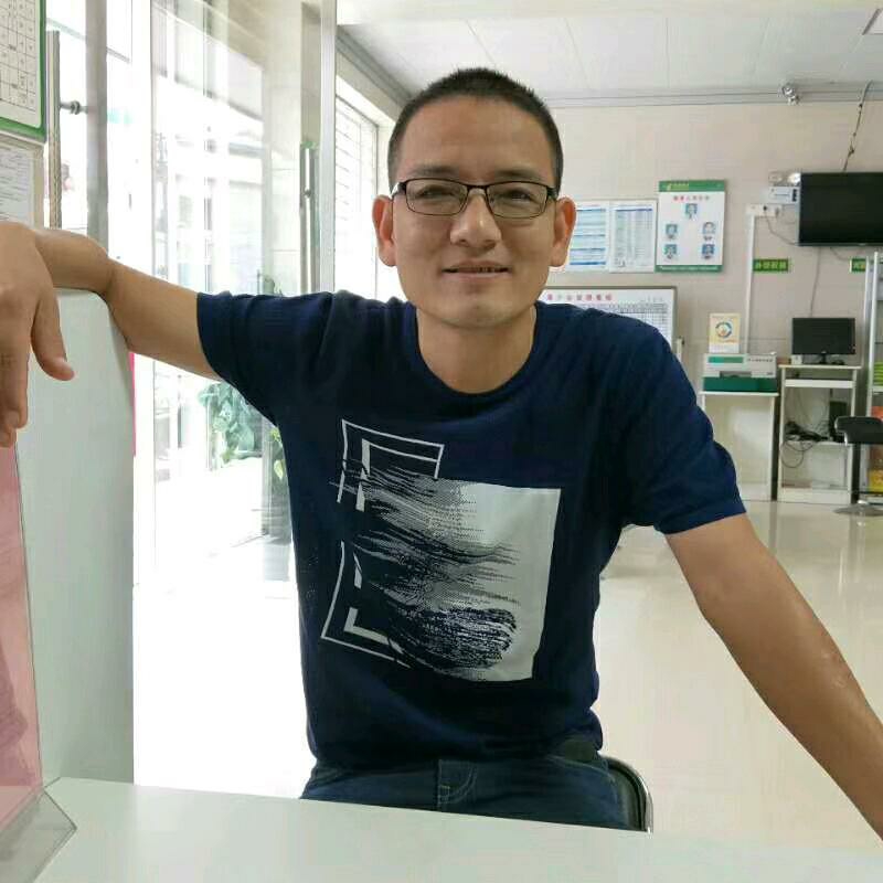 人生就像高尔夫的第一张照片--扬州相亲服务中心