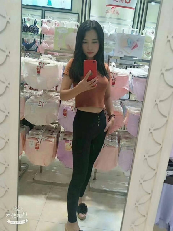 小可爱的第一张照片--扬州相亲服务中心
