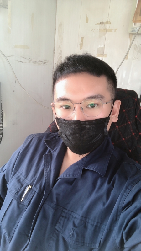 紫色天蝎的第三张照片--扬州相亲服务中心