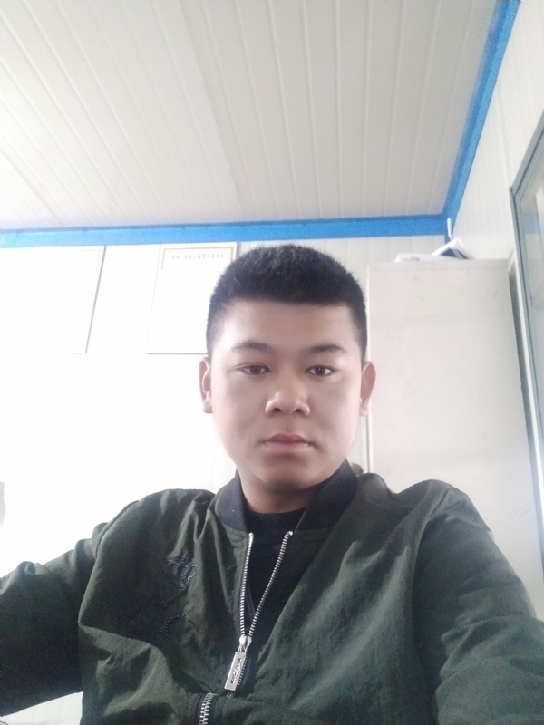 少校的第一张照片--扬州相亲服务中心