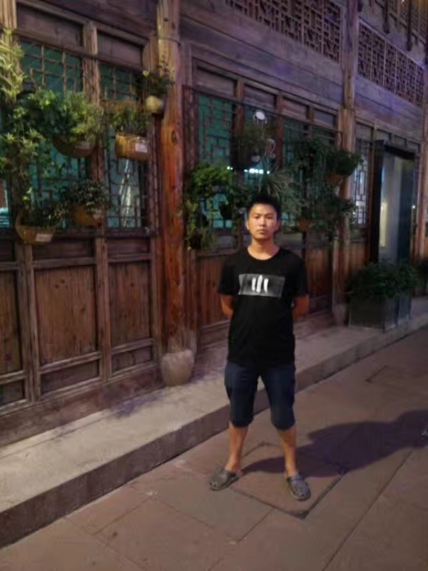 回忆的第一张照片--扬州相亲服务中心