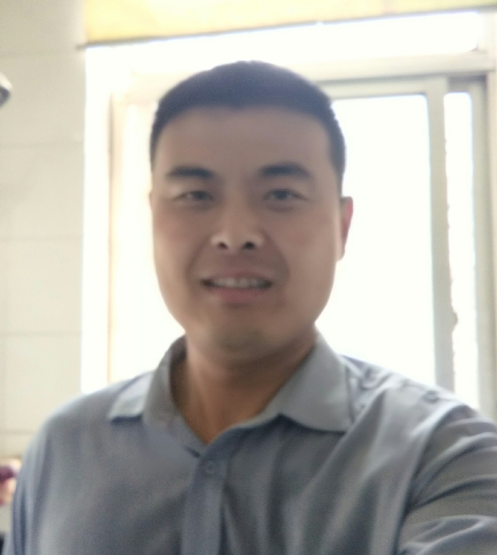 李伟的第一张照片--扬州相亲服务中心