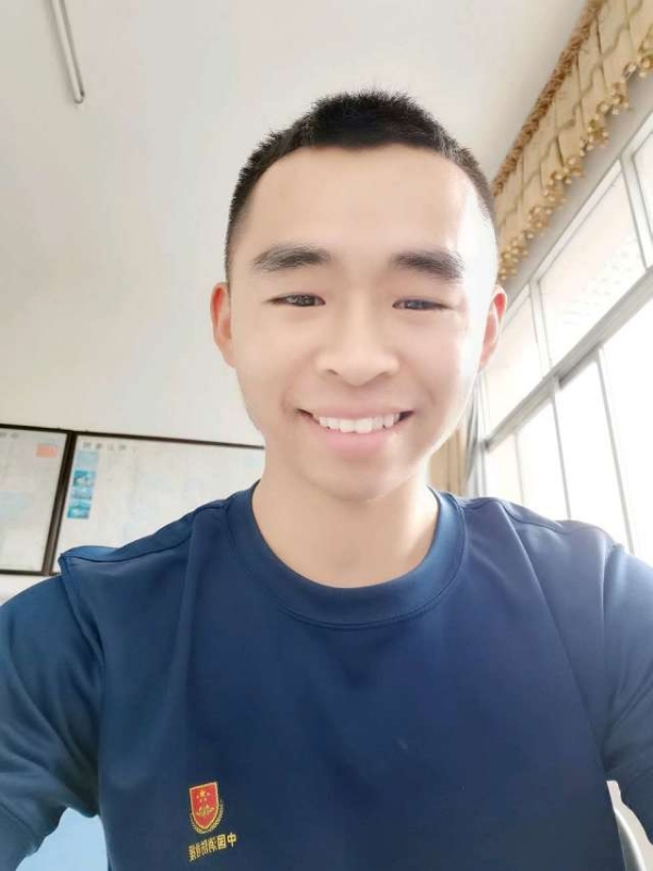 超超的第二张照片--扬州相亲服务中心