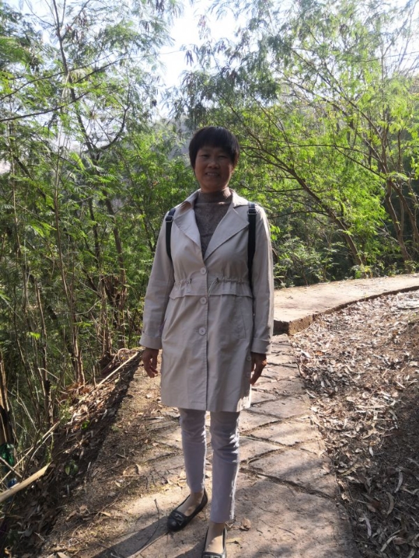 兰草的第一张照片--扬州相亲服务中心