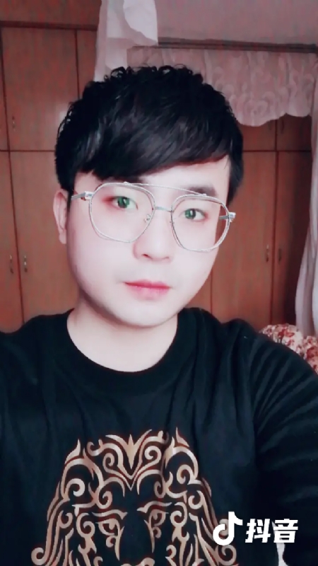 哎呦哥哥的第二张照片--扬州相亲服务中心