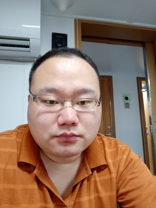 努力爱一次的第一张照片--扬州相亲服务中心