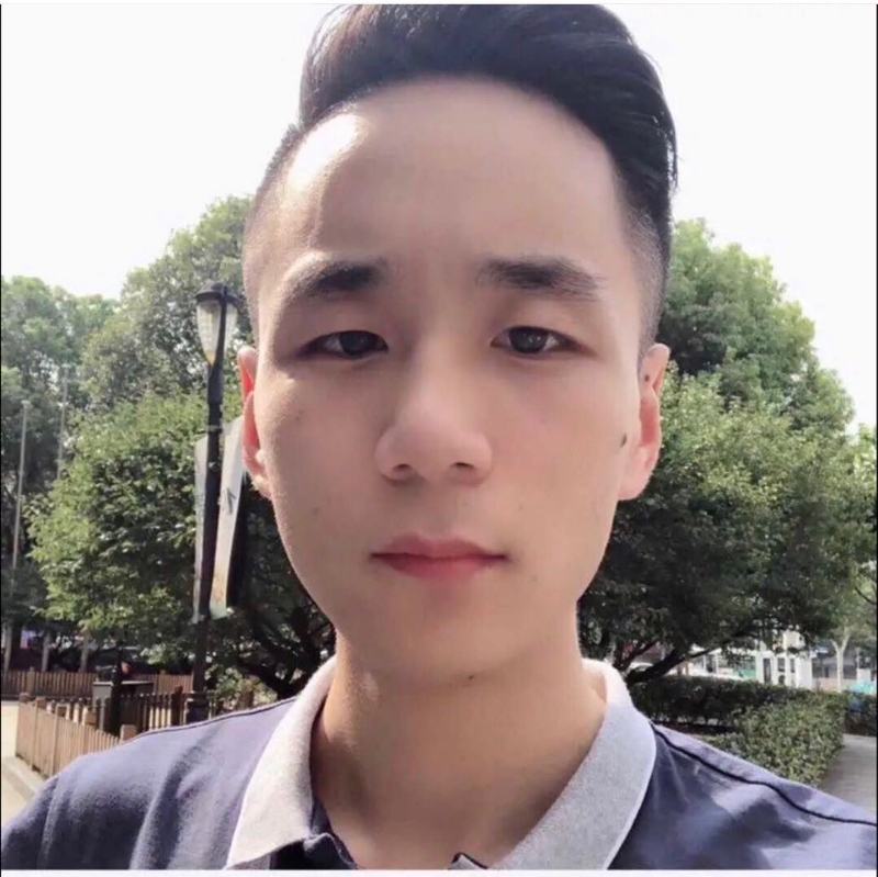 期待八月的雨的第一张照片--扬州相亲服务中心