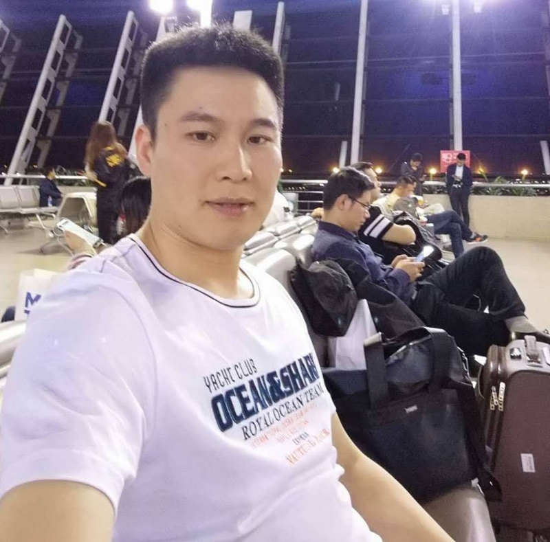 阳光灿烂的第一张照片--扬州相亲服务中心